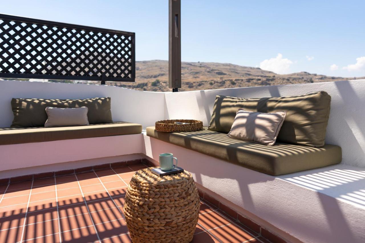 Maris Lindos Suites & Apartments エクステリア 写真