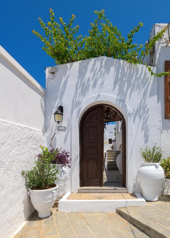 Maris Lindos Suites & Apartments エクステリア 写真
